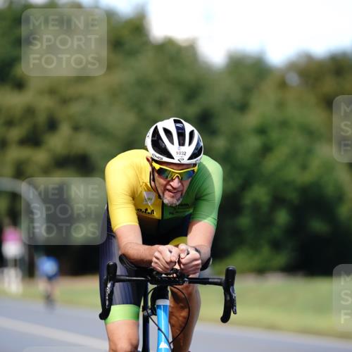 07.09.2025 - 19. Norderstedt Triathlon Michael Burmester http://msf.ph/oto/8836145 07.09.2025 14:01:22 Radfahren 863, 1032 meine-sportfotos.de