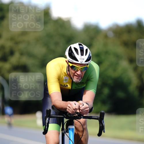 07.09.2025 - 19. Norderstedt Triathlon Michael Burmester http://msf.ph/oto/8836146 07.09.2025 14:01:22 Radfahren 863, 1032 meine-sportfotos.de