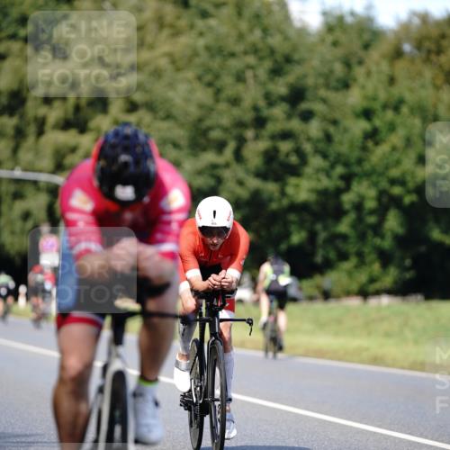 07.09.2025 - 19. Norderstedt Triathlon Michael Burmester http://msf.ph/oto/8836177 07.09.2025 14:01:58 Radfahren 975, 1019 meine-sportfotos.de