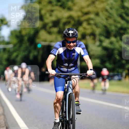 07.09.2025 - 19. Norderstedt Triathlon Michael Burmester http://msf.ph/oto/8836178 07.09.2025 12:41:45 Radfahren 752, 1376 meine-sportfotos.de