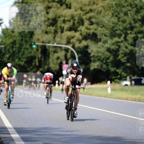 07.09.2025 - 19. Norderstedt Triathlon Michael Burmester http://msf.ph/oto/8836182 07.09.2025 14:02:03 Radfahren 911, 983, 1028 meine-sportfotos.de