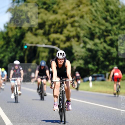 07.09.2025 - 19. Norderstedt Triathlon Michael Burmester http://msf.ph/oto/8836186 07.09.2025 12:41:48 Radfahren 735, 1376 meine-sportfotos.de