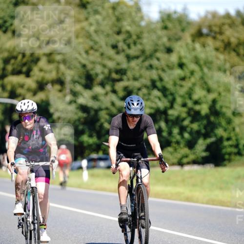 07.09.2025 - 19. Norderstedt Triathlon Michael Burmester http://msf.ph/oto/8836193 07.09.2025 12:41:50 Radfahren 137, 214, 735 meine-sportfotos.de