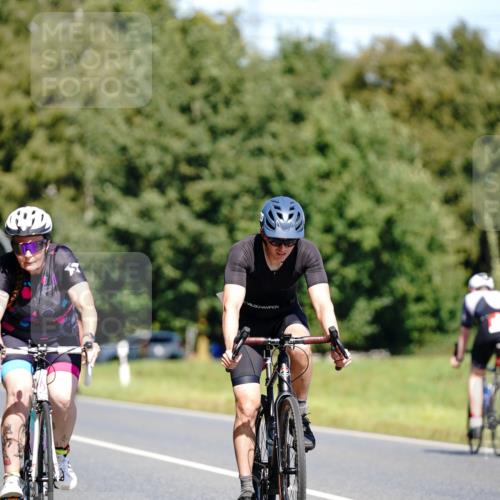 07.09.2025 - 19. Norderstedt Triathlon Michael Burmester http://msf.ph/oto/8836197 07.09.2025 12:41:50 Radfahren 137, 214, 735 meine-sportfotos.de