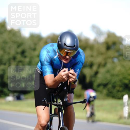 07.09.2025 - 19. Norderstedt Triathlon Michael Burmester http://msf.ph/oto/8836204 07.09.2025 14:02:07 Radfahren 880, 911, 983, 1028, 1465 meine-sportfotos.de
