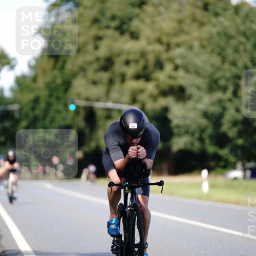 07.09.2025 - 19. Norderstedt Triathlon Michael Burmester http://msf.ph/oto/8836217 07.09.2025 14:02:18 Radfahren 394, 1471 meine-sportfotos.de