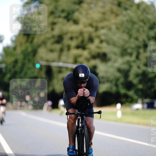 07.09.2025 - 19. Norderstedt Triathlon Michael Burmester http://msf.ph/oto/8836218 07.09.2025 14:02:19 Radfahren 394 meine-sportfotos.de