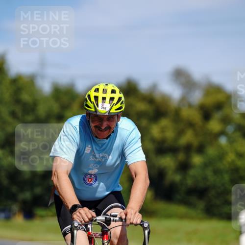 07.09.2025 - 19. Norderstedt Triathlon Michael Burmester http://msf.ph/oto/8836226 07.09.2025 12:41:58 Radfahren 150, 762 meine-sportfotos.de