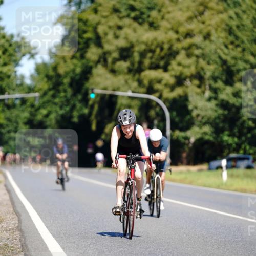 07.09.2025 - 19. Norderstedt Triathlon Michael Burmester http://msf.ph/oto/8836230 07.09.2025 12:42:10 Radfahren 262, 788 meine-sportfotos.de