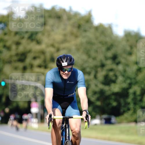 07.09.2025 - 19. Norderstedt Triathlon Michael Burmester http://msf.ph/oto/8836233 07.09.2025 14:02:28 Radfahren 1478 meine-sportfotos.de