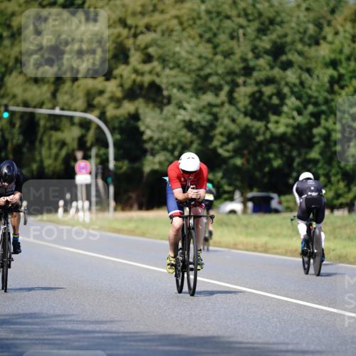 07.09.2025 - 19. Norderstedt Triathlon Michael Burmester http://msf.ph/oto/8836239 07.09.2025 14:02:45 Radfahren 366, 965 meine-sportfotos.de