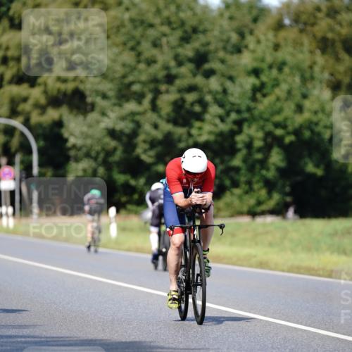07.09.2025 - 19. Norderstedt Triathlon Michael Burmester http://msf.ph/oto/8836243 07.09.2025 14:02:45 Radfahren 366, 965 meine-sportfotos.de