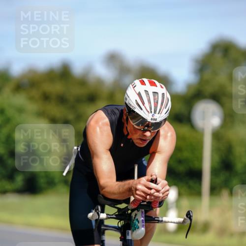 07.09.2025 - 19. Norderstedt Triathlon Michael Burmester http://msf.ph/oto/8836283 07.09.2025 12:42:39 Radfahren 157, 295, 698, 1264 meine-sportfotos.de
