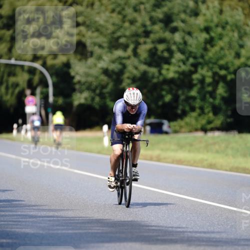 07.09.2025 - 19. Norderstedt Triathlon Michael Burmester http://msf.ph/oto/8836284 07.09.2025 14:03:32 Radfahren 361, 963, 1011, 1408 meine-sportfotos.de
