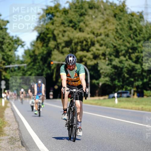 07.09.2025 - 19. Norderstedt Triathlon Michael Burmester http://msf.ph/oto/8836285 07.09.2025 12:42:40 Radfahren 157, 295, 698, 1264 meine-sportfotos.de