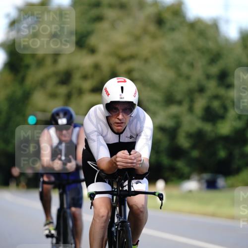 07.09.2025 - 19. Norderstedt Triathlon Michael Burmester http://msf.ph/oto/8836290 07.09.2025 14:03:33 Radfahren 361, 963, 1011, 1408 meine-sportfotos.de