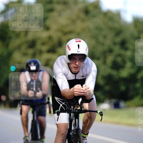 07.09.2025 - 19. Norderstedt Triathlon Michael Burmester http://msf.ph/oto/8836292 07.09.2025 14:03:33 Radfahren 361, 963, 1011, 1408 meine-sportfotos.de