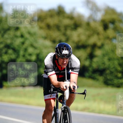 07.09.2025 - 19. Norderstedt Triathlon Michael Burmester http://msf.ph/oto/8836293 07.09.2025 12:42:44 Radfahren 157, 713, 750, 1328 meine-sportfotos.de