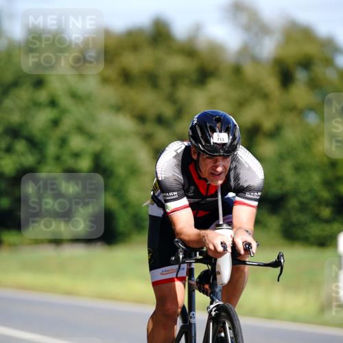 07.09.2025 - 19. Norderstedt Triathlon Michael Burmester http://msf.ph/oto/8836296 07.09.2025 12:42:44 Radfahren 157, 713, 750, 1328 meine-sportfotos.de