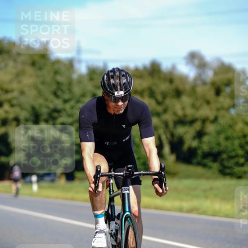 07.09.2025 - 19. Norderstedt Triathlon Michael Burmester http://msf.ph/oto/8836302 07.09.2025 12:42:46 Radfahren 713, 750, 1328 meine-sportfotos.de