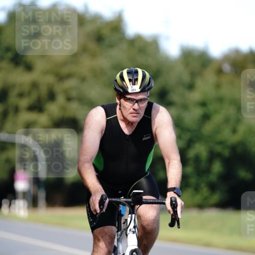 07.09.2025 - 19. Norderstedt Triathlon Michael Burmester http://msf.ph/oto/8836303 07.09.2025 14:03:40 Radfahren 391 meine-sportfotos.de