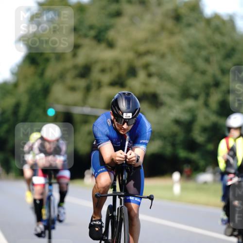 07.09.2025 - 19. Norderstedt Triathlon Michael Burmester http://msf.ph/oto/8836308 07.09.2025 14:03:45 Radfahren 978, 985, 1039 meine-sportfotos.de