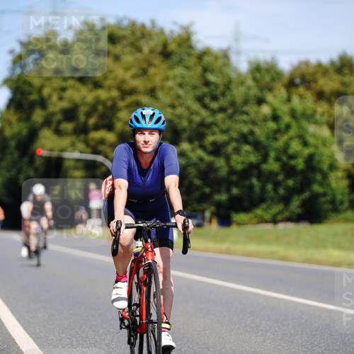 07.09.2025 - 19. Norderstedt Triathlon Michael Burmester http://msf.ph/oto/8836328 07.09.2025 12:43:00 Radfahren 177, 1345 meine-sportfotos.de