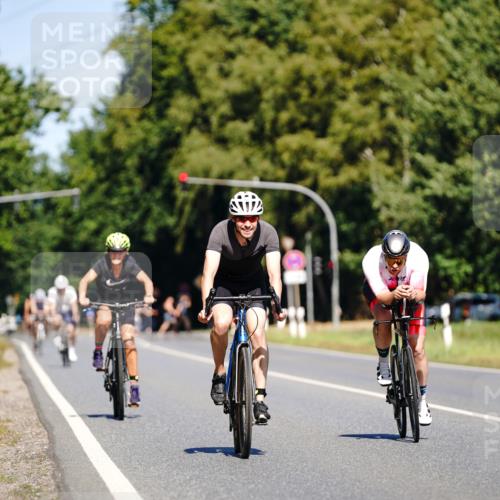 07.09.2025 - 19. Norderstedt Triathlon Michael Burmester http://msf.ph/oto/8836335 07.09.2025 12:43:02 Radfahren 177, 266, 1322, 1345 meine-sportfotos.de