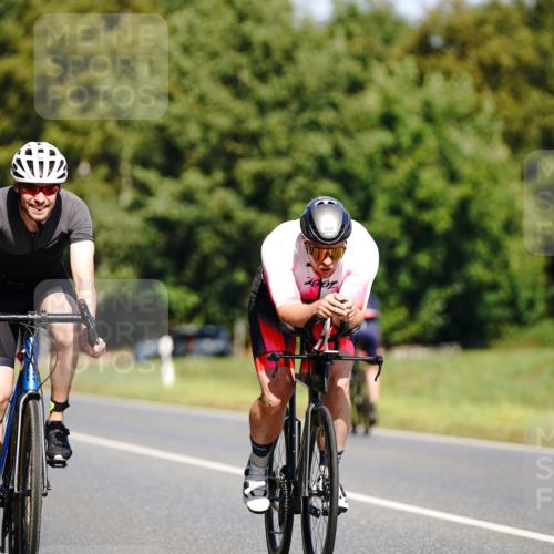 07.09.2025 - 19. Norderstedt Triathlon Michael Burmester http://msf.ph/oto/8836339 07.09.2025 12:43:03 Radfahren 266, 1322, 1345 meine-sportfotos.de