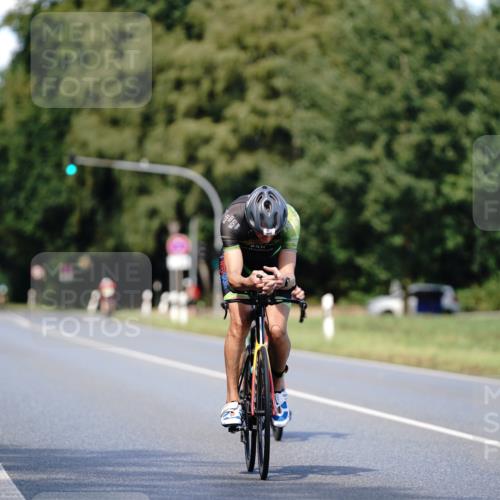 07.09.2025 - 19. Norderstedt Triathlon Michael Burmester http://msf.ph/oto/8836340 07.09.2025 14:04:00 Radfahren 900, 1017 meine-sportfotos.de