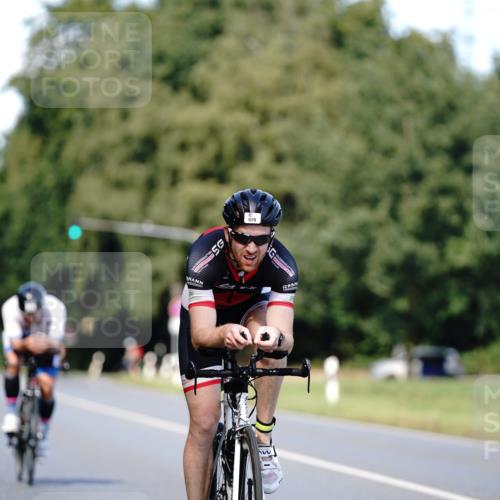 07.09.2025 - 19. Norderstedt Triathlon Michael Burmester http://msf.ph/oto/8836347 07.09.2025 14:04:06 Radfahren 979, 1018, 1456 meine-sportfotos.de