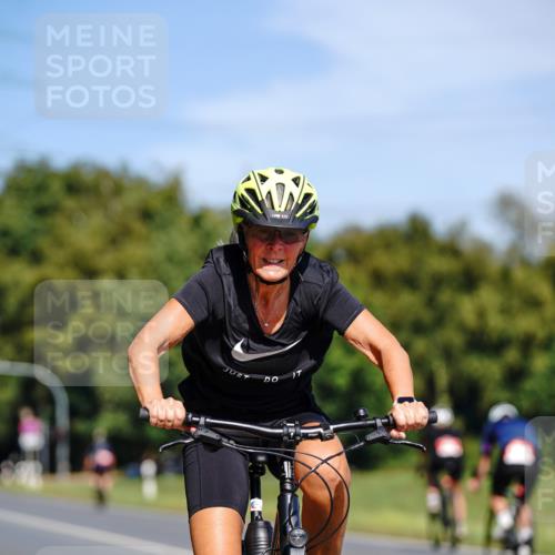 07.09.2025 - 19. Norderstedt Triathlon Michael Burmester http://msf.ph/oto/8836353 07.09.2025 12:43:07 Radfahren 145, 239, 266, 1322 meine-sportfotos.de