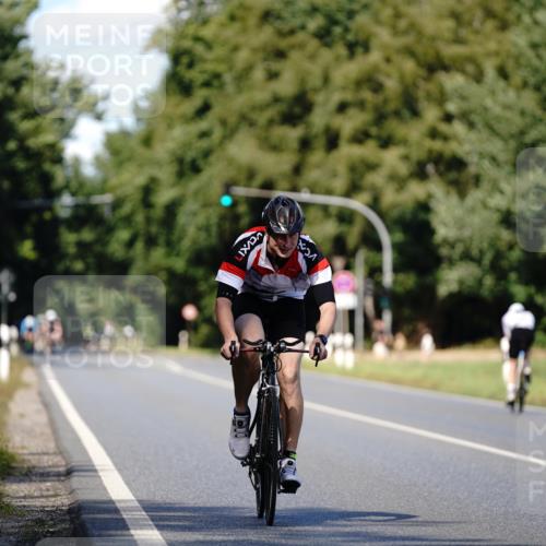 07.09.2025 - 19. Norderstedt Triathlon Michael Burmester http://msf.ph/oto/8836414 07.09.2025 14:05:16 Radfahren 427 meine-sportfotos.de