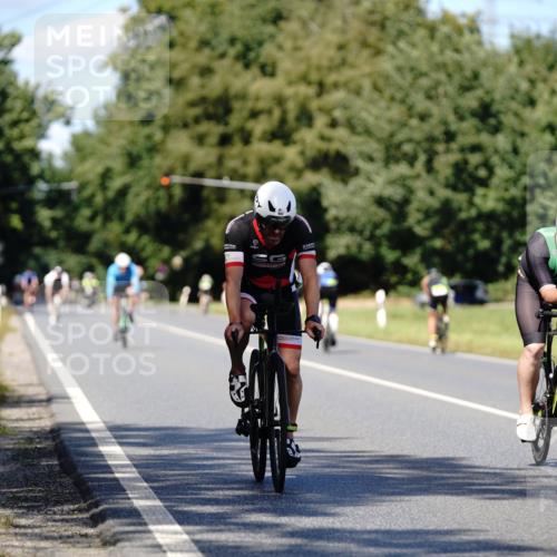 07.09.2025 - 19. Norderstedt Triathlon Michael Burmester http://msf.ph/oto/8836429 07.09.2025 14:05:30 Radfahren 982, 1034 meine-sportfotos.de