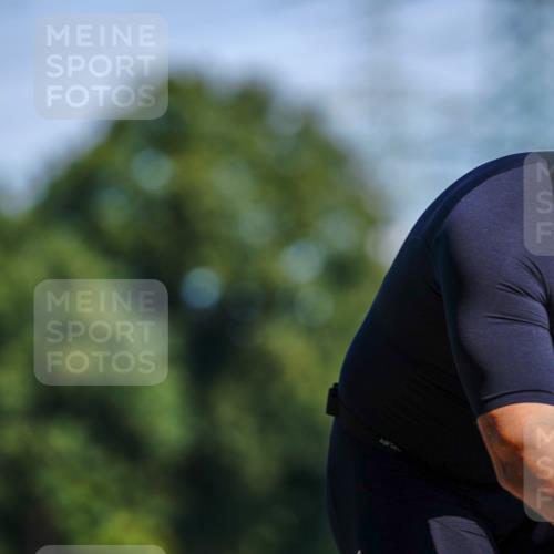 07.09.2025 - 19. Norderstedt Triathlon Michael Burmester http://msf.ph/oto/8836435 07.09.2025 12:44:14 Radfahren 707, 1342 meine-sportfotos.de