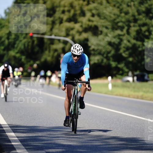 07.09.2025 - 19. Norderstedt Triathlon Michael Burmester http://msf.ph/oto/8836438 07.09.2025 14:05:35 Radfahren 373 meine-sportfotos.de