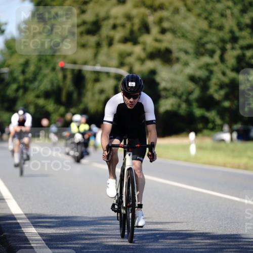 07.09.2025 - 19. Norderstedt Triathlon Michael Burmester http://msf.ph/oto/8836443 07.09.2025 14:05:38 Radfahren 373, 420 meine-sportfotos.de
