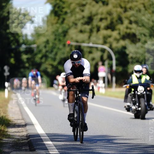 07.09.2025 - 19. Norderstedt Triathlon Michael Burmester http://msf.ph/oto/8836448 07.09.2025 14:05:41 Radfahren 364, 420 meine-sportfotos.de