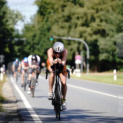 07.09.2025 - 19. Norderstedt Triathlon Michael Burmester http://msf.ph/oto/8836470 07.09.2025 14:05:53 Radfahren 1001, 1401 meine-sportfotos.de