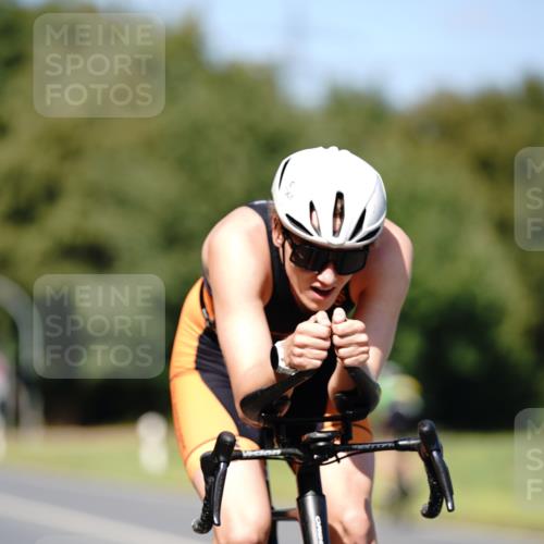07.09.2025 - 19. Norderstedt Triathlon Michael Burmester http://msf.ph/oto/8836473 07.09.2025 14:05:54 Radfahren 1001, 1401 meine-sportfotos.de