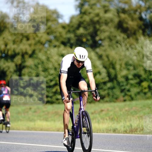 07.09.2025 - 19. Norderstedt Triathlon Michael Burmester http://msf.ph/oto/8836486 07.09.2025 12:44:57 Radfahren 167, 820 meine-sportfotos.de