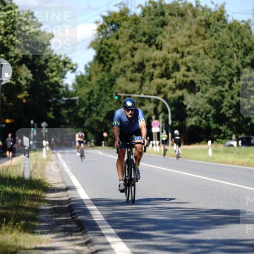 07.09.2025 - 19. Norderstedt Triathlon Michael Burmester http://msf.ph/oto/8836489 07.09.2025 14:05:59 Radfahren 382, 1022, 1401 meine-sportfotos.de