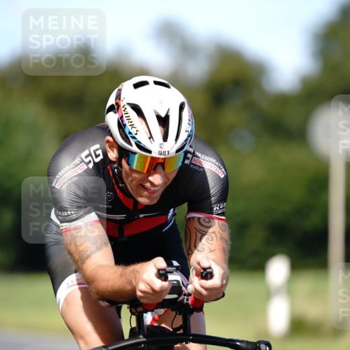 07.09.2025 - 19. Norderstedt Triathlon Michael Burmester http://msf.ph/oto/8836509 07.09.2025 14:06:19 Radfahren 981 meine-sportfotos.de