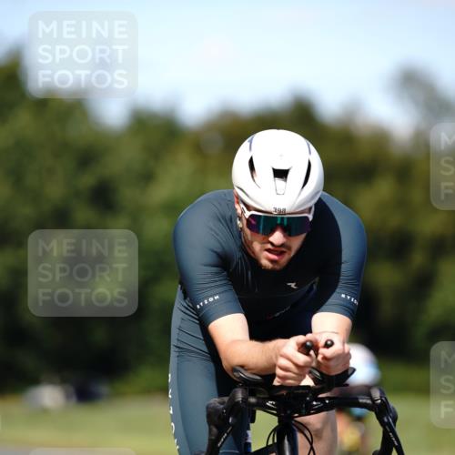 07.09.2025 - 19. Norderstedt Triathlon Michael Burmester http://msf.ph/oto/8836517 07.09.2025 14:06:23 Radfahren 398, 993, 1009 meine-sportfotos.de