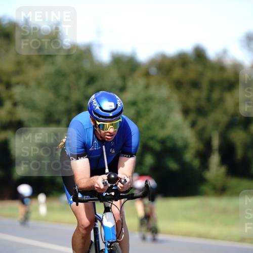 07.09.2025 - 19. Norderstedt Triathlon Michael Burmester http://msf.ph/oto/8836526 07.09.2025 14:06:26 Radfahren 398, 411, 993, 1009 meine-sportfotos.de