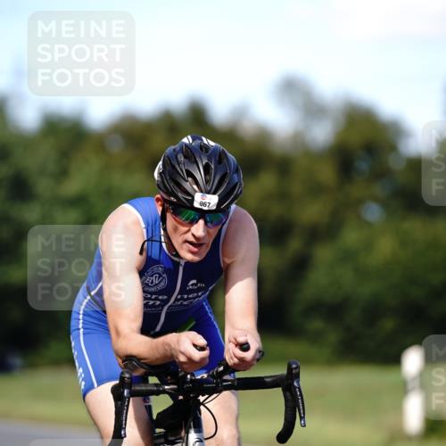 07.09.2025 - 19. Norderstedt Triathlon Michael Burmester http://msf.ph/oto/8836547 07.09.2025 14:06:31 Radfahren 411, 967 meine-sportfotos.de