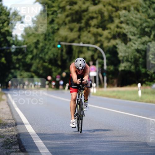 07.09.2025 - 19. Norderstedt Triathlon Michael Burmester http://msf.ph/oto/8836557 07.09.2025 14:06:51 Radfahren 984 meine-sportfotos.de