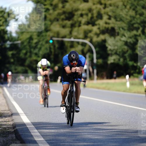 07.09.2025 - 19. Norderstedt Triathlon Michael Burmester http://msf.ph/oto/8836568 07.09.2025 14:07:14 Radfahren 1008, 1469 meine-sportfotos.de