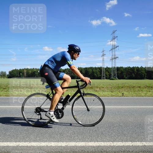 07.09.2025 - 19. Norderstedt Triathlon Michael Burmester http://msf.ph/oto/8836569 07.09.2025 14:06:01 Radfahren 382, 1022 meine-sportfotos.de