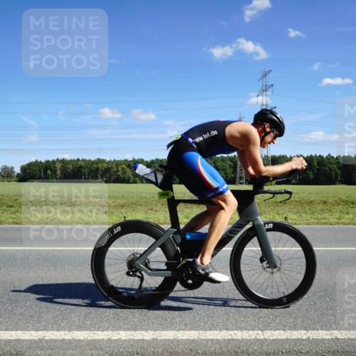 07.09.2025 - 19. Norderstedt Triathlon Michael Burmester http://msf.ph/oto/8836575 07.09.2025 14:06:05 Radfahren 1042 meine-sportfotos.de